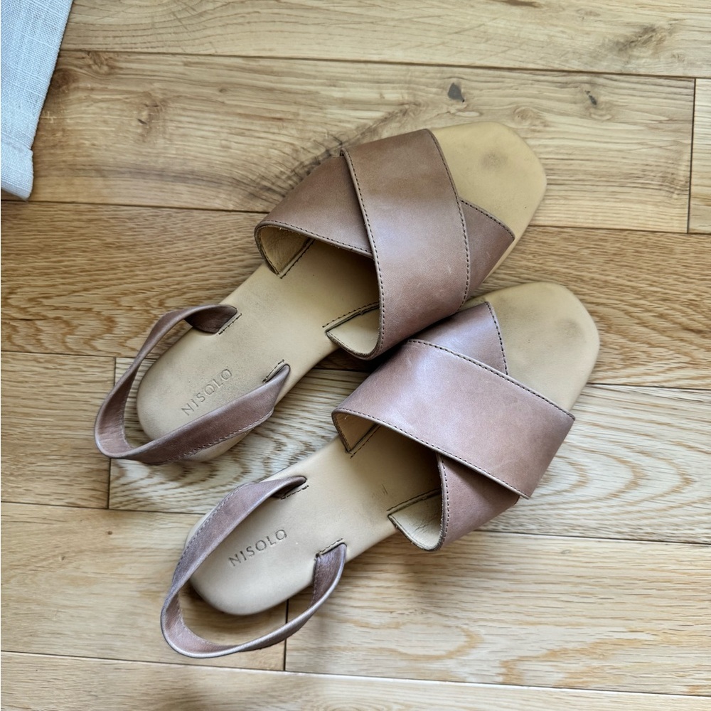Nisolo Women's Brown Leather Sandals